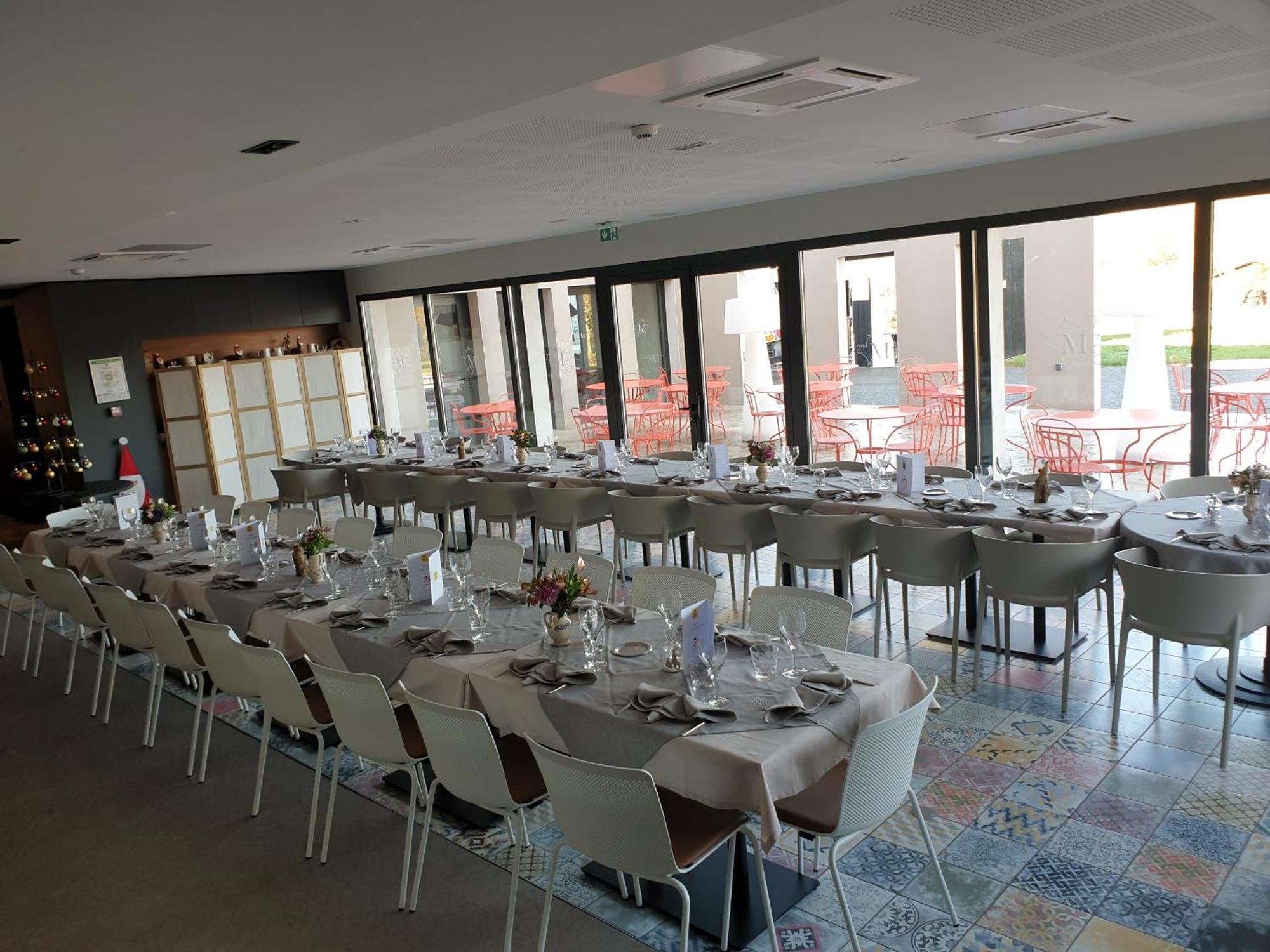 Logis Auberge Les Murets Hotel Restaurant Spa Chandolas Esterno foto